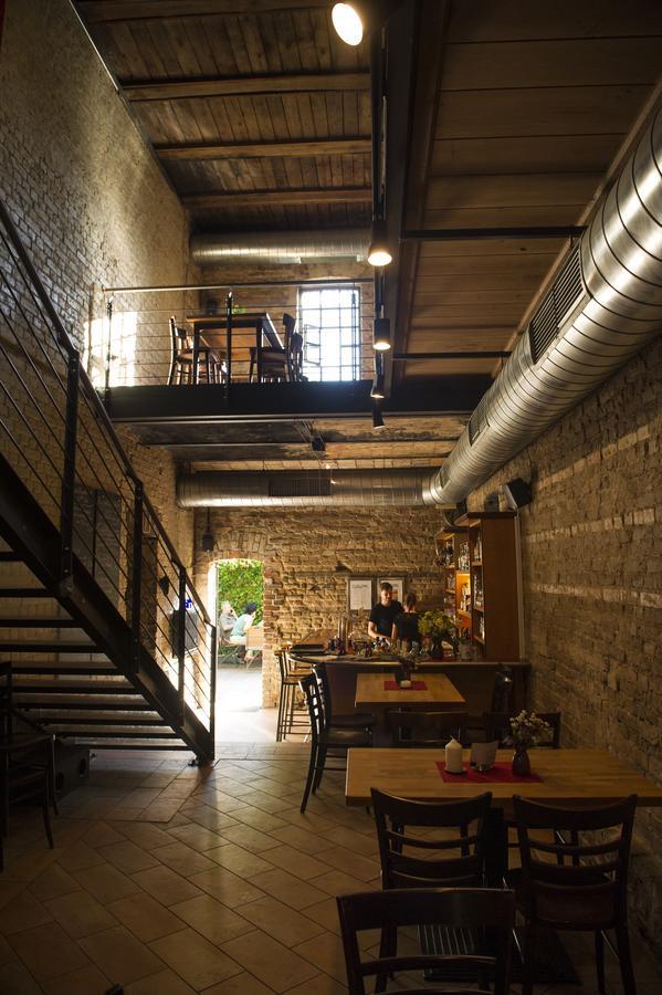 Basiskulturfabrik Oeko-Hotel Neustrelitz Zewnętrze zdjęcie
